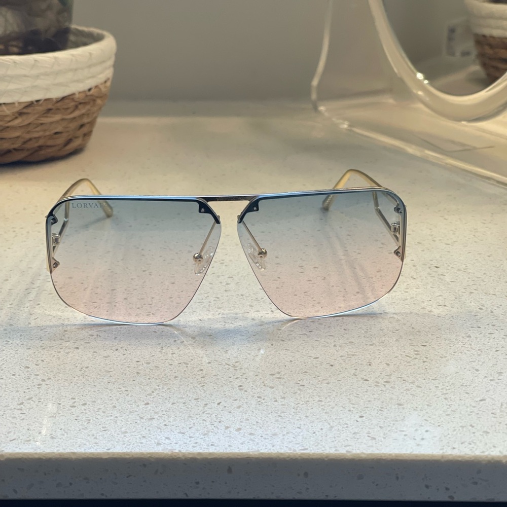 Sunglasses Bundle - Picture 3 of 10